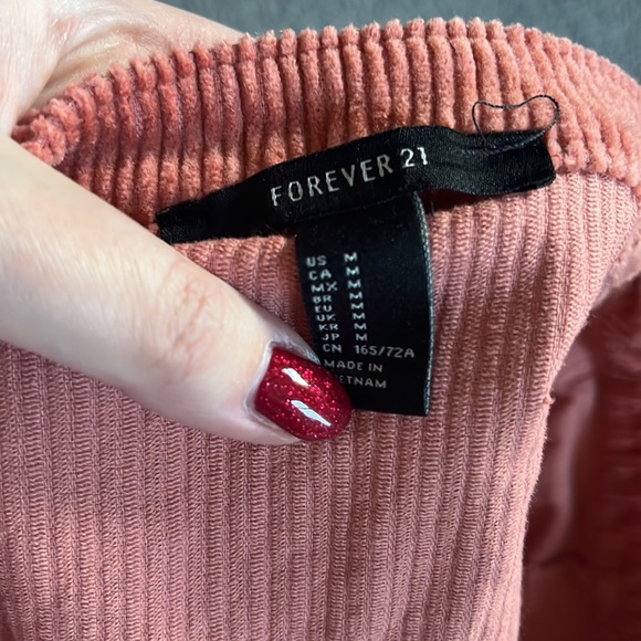 Mini skirt - Picture 3 of 3